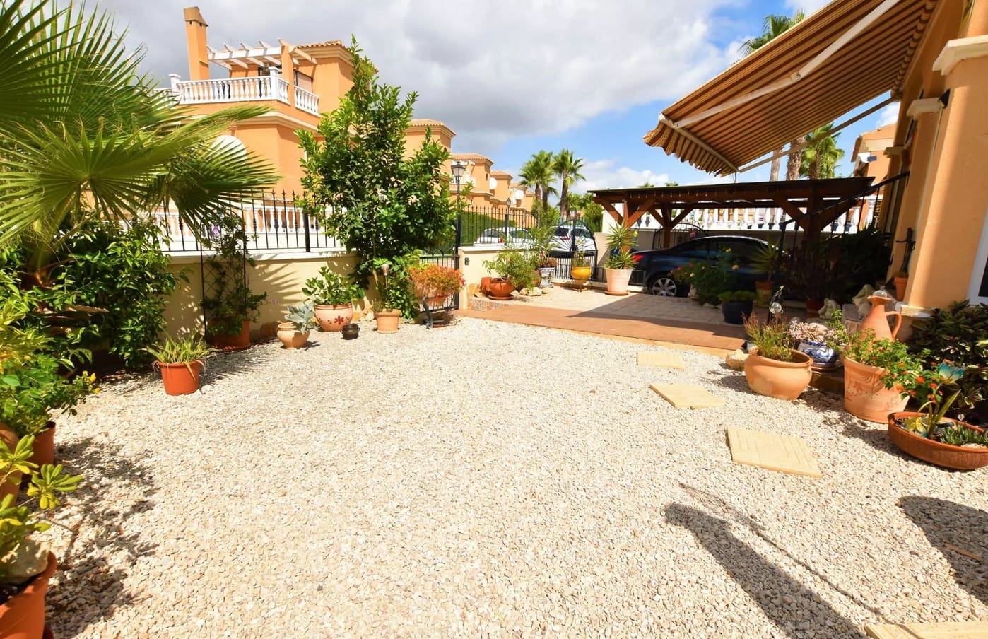 3 soveværelse Villa til salg i Lo Crispin med swimmingpool garage - € 220.000 (Ref: 9324371)