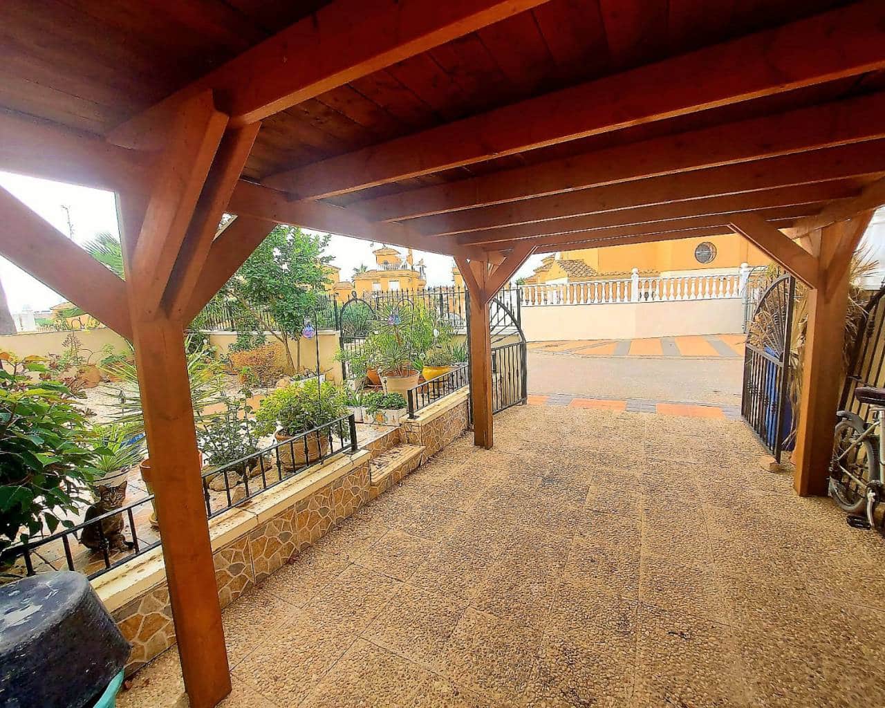 3 soveværelse Villa til salg i Lo Crispin med swimmingpool garage - € 220.000 (Ref: 9324371)