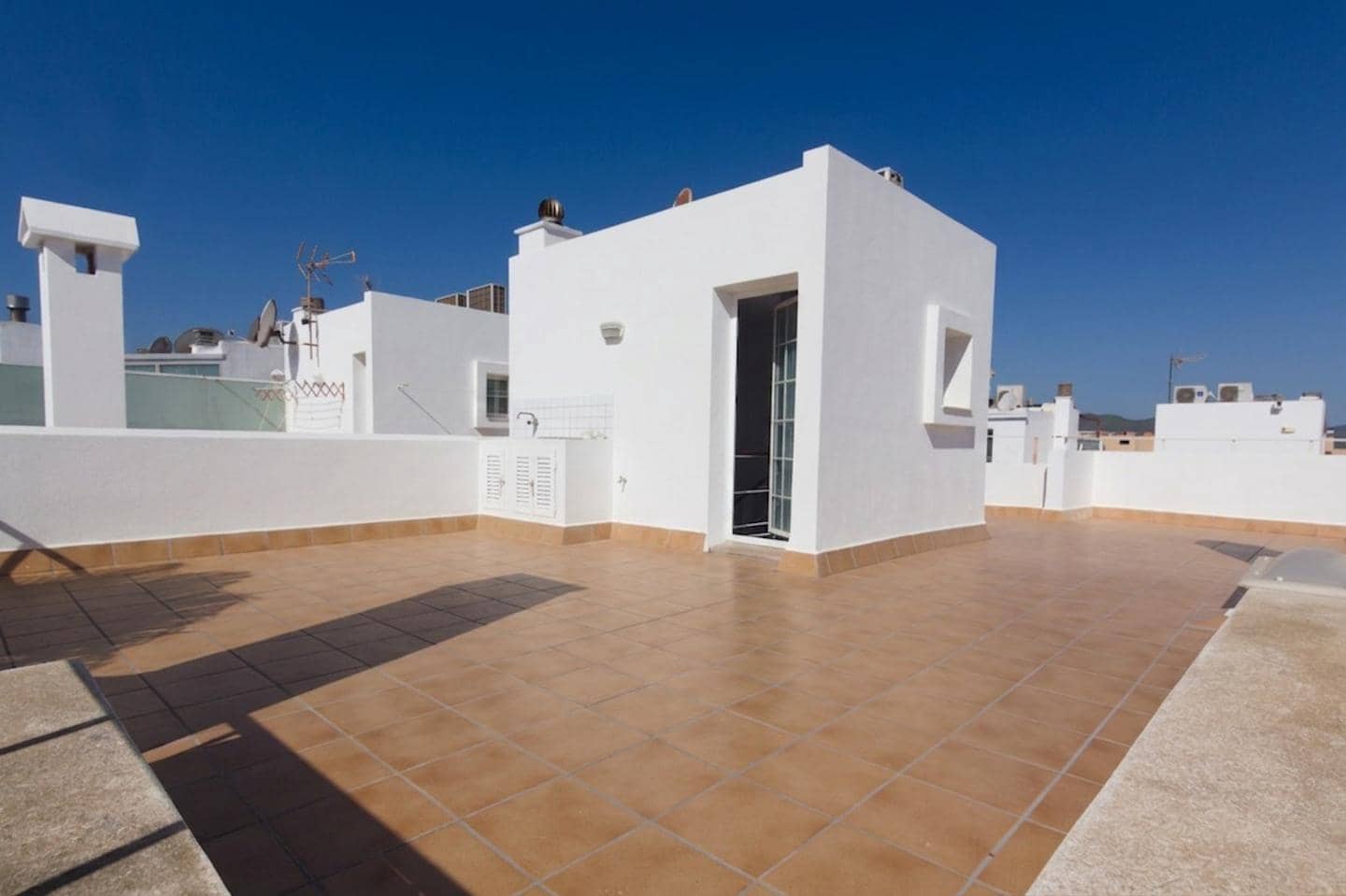 4 Zimmer Villa zu verkaufen in Talamanca mit Pool Garage - 1.290.000 € (Ref: 10016596)