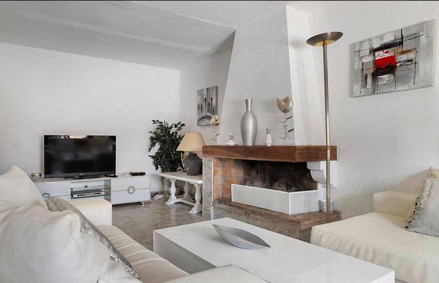 3 sovrum Villa till salu i Ibiza stad med pool garage - 750 000 € (Ref: 10104408)