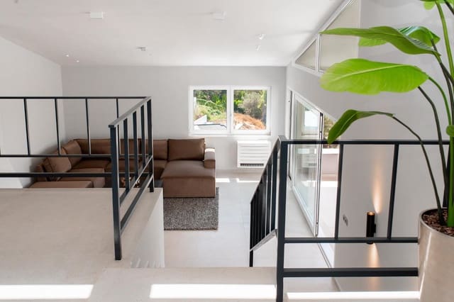 4 soveværelse Villa til salg i Ibiza by med swimmingpool garage - € 3.600.000 (Ref: 8374492)