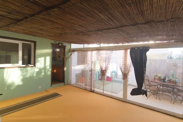 Piso de 3 habitaciones en Ibiza / Eivissa ciudad en venta con piscina - 495.000 € (Ref: 8433594)