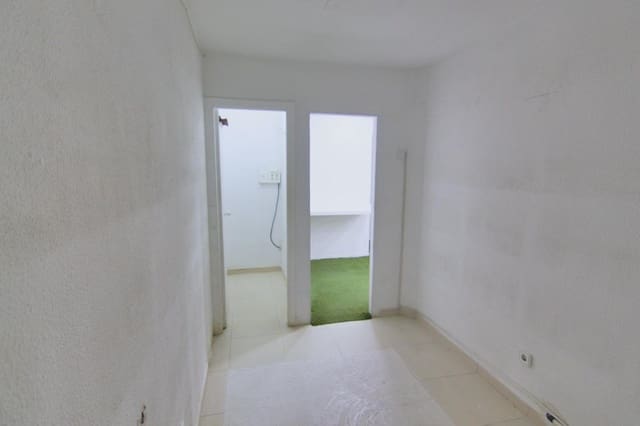 1 bedroom Business for sale in Ibiza / Eivissa town - € 375,000 (Ref: 8589712)