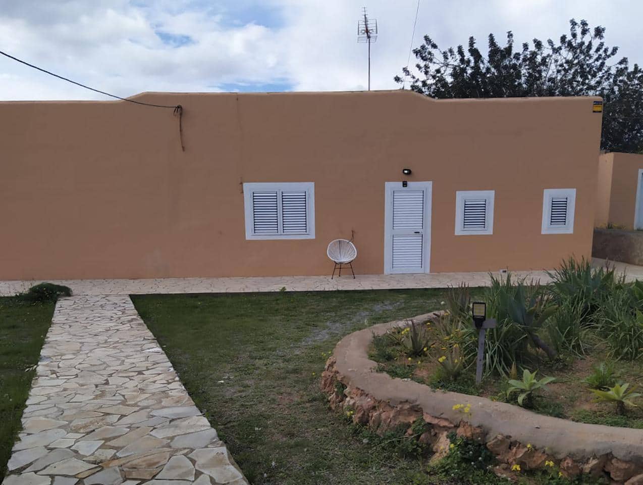 2 bedroom Villa for sale in San Jose / Sant Josep de Sa Talaia - € 1,549,000 (Ref: 8895507)