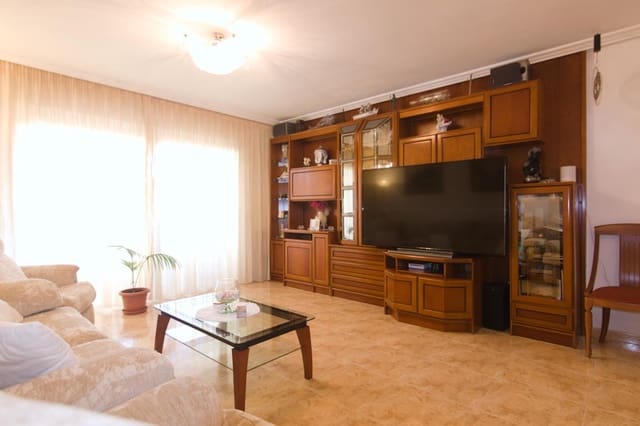 4 bedroom Flat for sale in Ibiza / Eivissa town with garage - € 1,050,000 (Ref: 9484972)