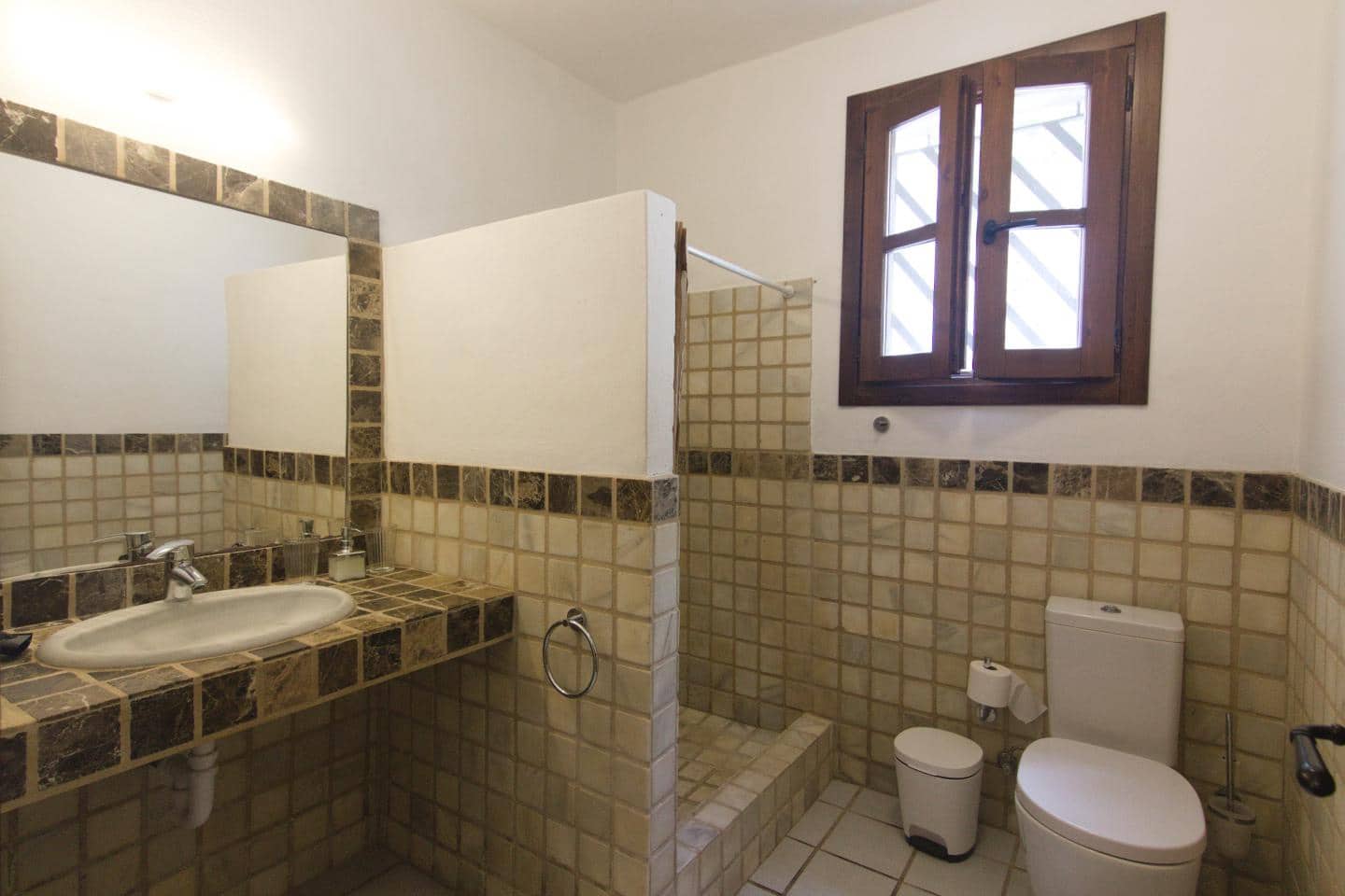 6 bedroom Villa for sale in Sant Agusti des Vedra with pool - € 5,300,000 (Ref: 9665119)