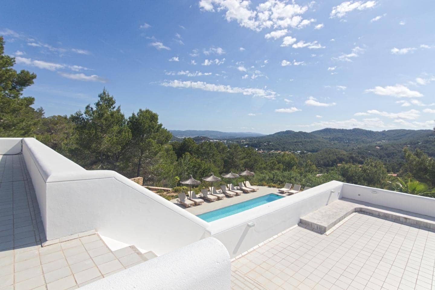 6 bedroom Villa for sale in Sant Agusti des Vedra with pool - € 5,300,000 (Ref: 9665119)