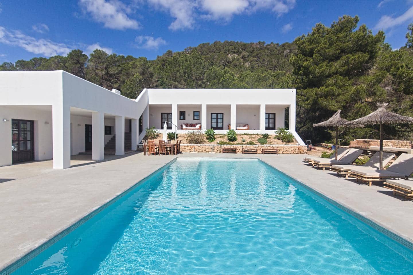6 bedroom Villa for sale in Sant Agusti des Vedra with pool - € 5,300,000 (Ref: 9665119)
