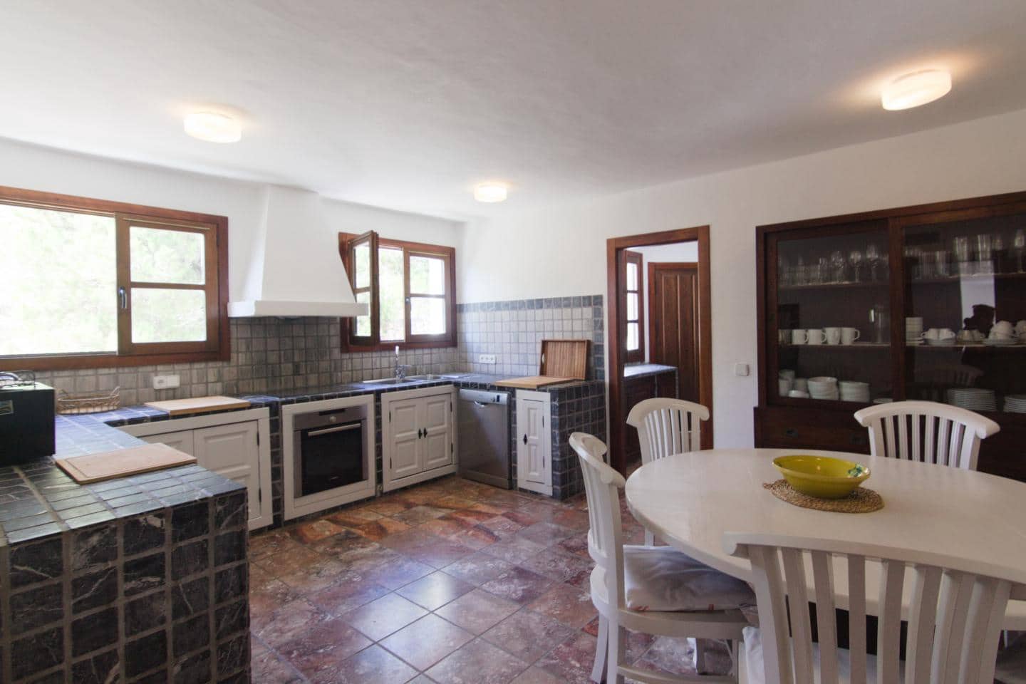 6 bedroom Villa for sale in Sant Agusti des Vedra with pool - € 5,300,000 (Ref: 9665119)