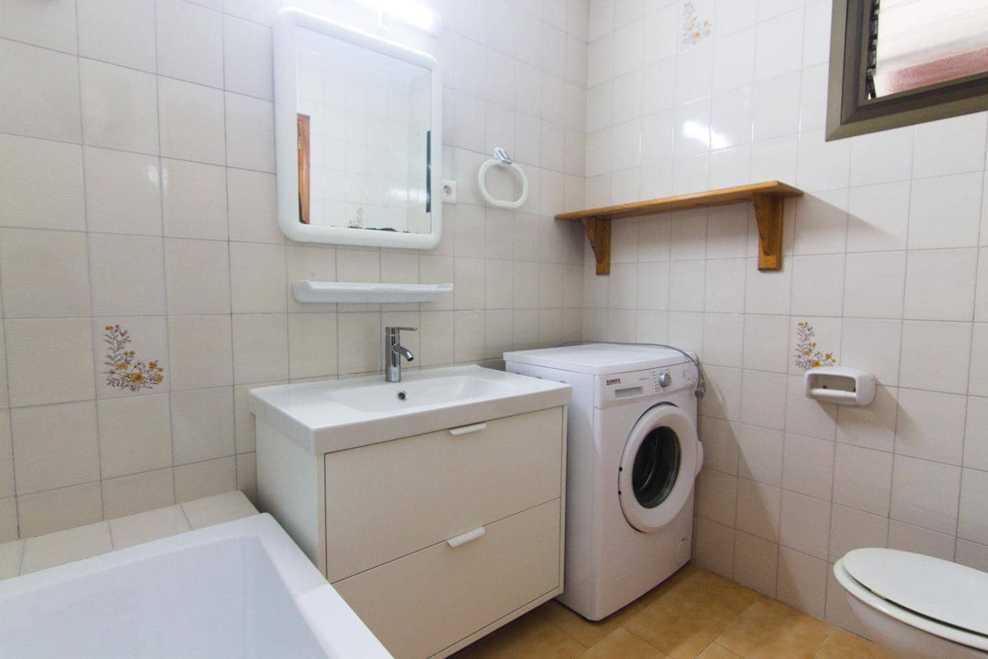 1 bedroom Flat for rent in Playa d'en Bossa - € 2,100 (Ref: 9737169)