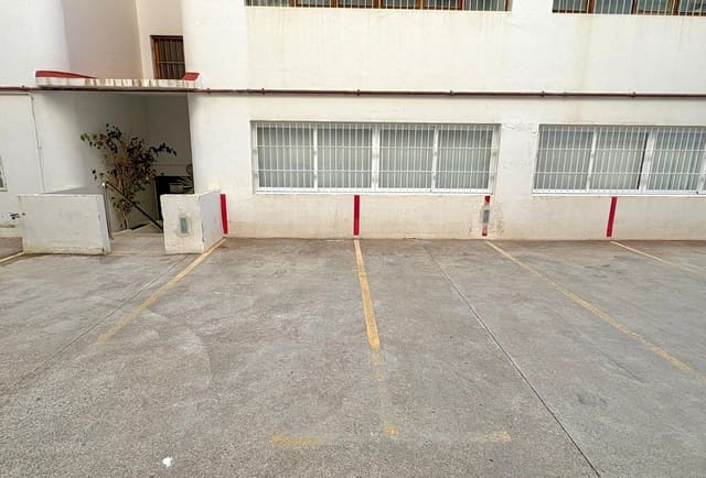 Oficina de 6 habitaciones en Ibiza / Eivissa ciudad en alquiler - 3.400 € (Ref: 9823485)