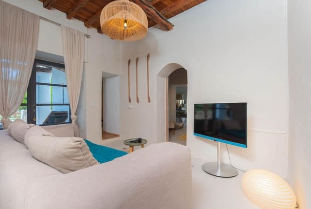 5 soveværelse Finca/Landehus til salg i Sant Antoni de Portmany med swimmingpool - € 2.600.000 (Ref: 9844050)