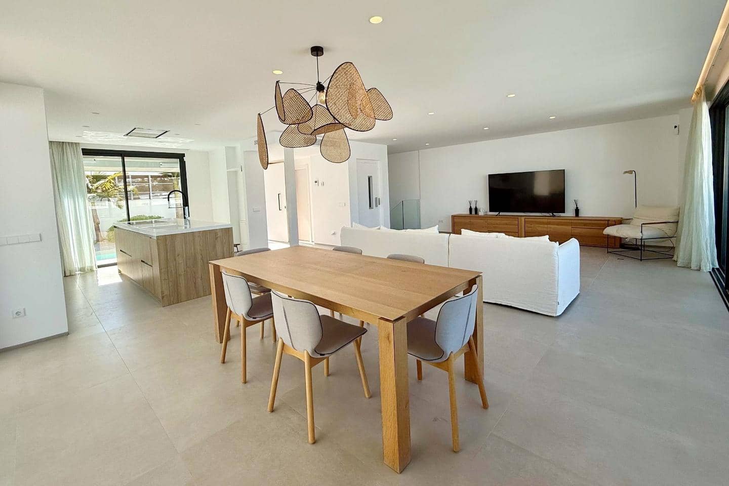 5 soverom Villa til salgs i Talamanca med svømmebasseng garasje - € 2 470 000 (Ref: 9904984)
