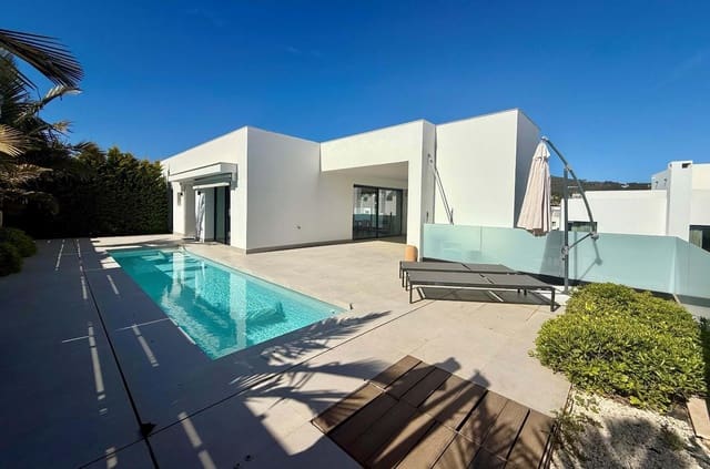 5 soverom Villa til salgs i Talamanca, Ibiza by med svømmebasseng garasje - € 2 470 000 (Ref: 9904984)