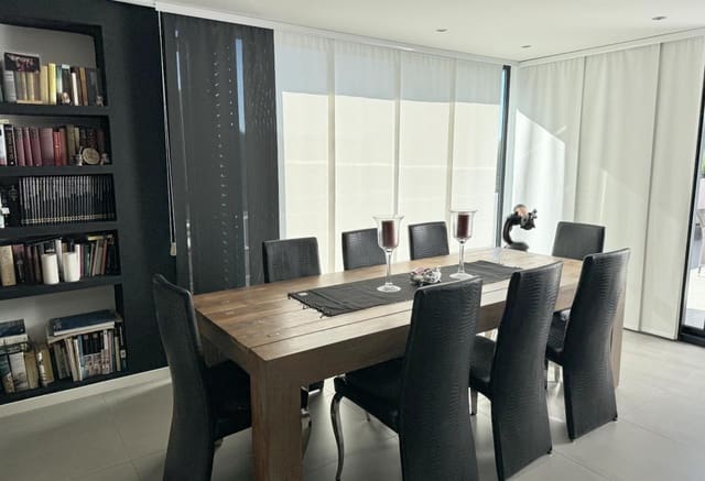 5 quarto Moradia para arrendar em Ibiza / Eivissa cidade com piscina garagem - 7 800 € (Ref: 9950228)