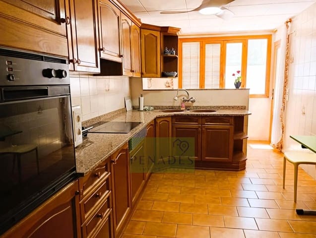 4 sypialnia Apartament do wynajęcia w Ontinyent - 295 € (Ref: 10004143)