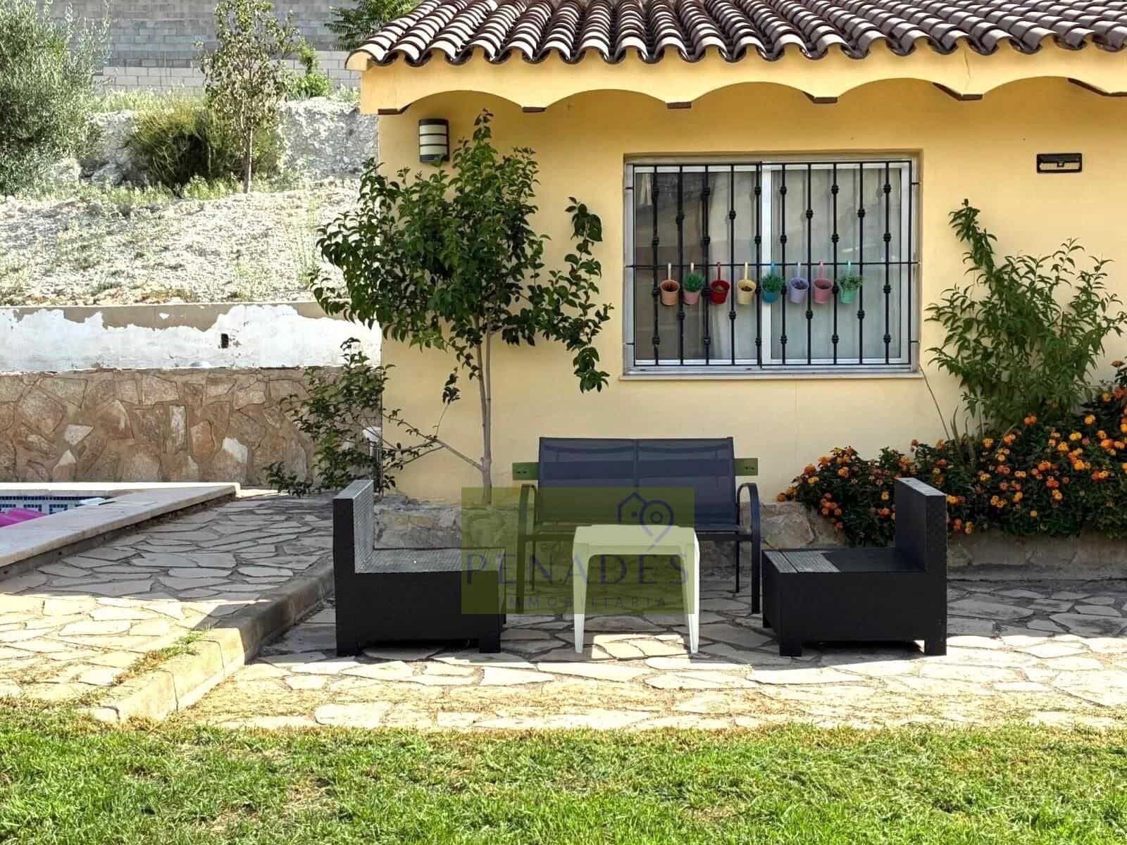 2 sypialnia Willa na sprzedaż w Ontinyent z basenem - 280 000 € (Ref: 10078288)