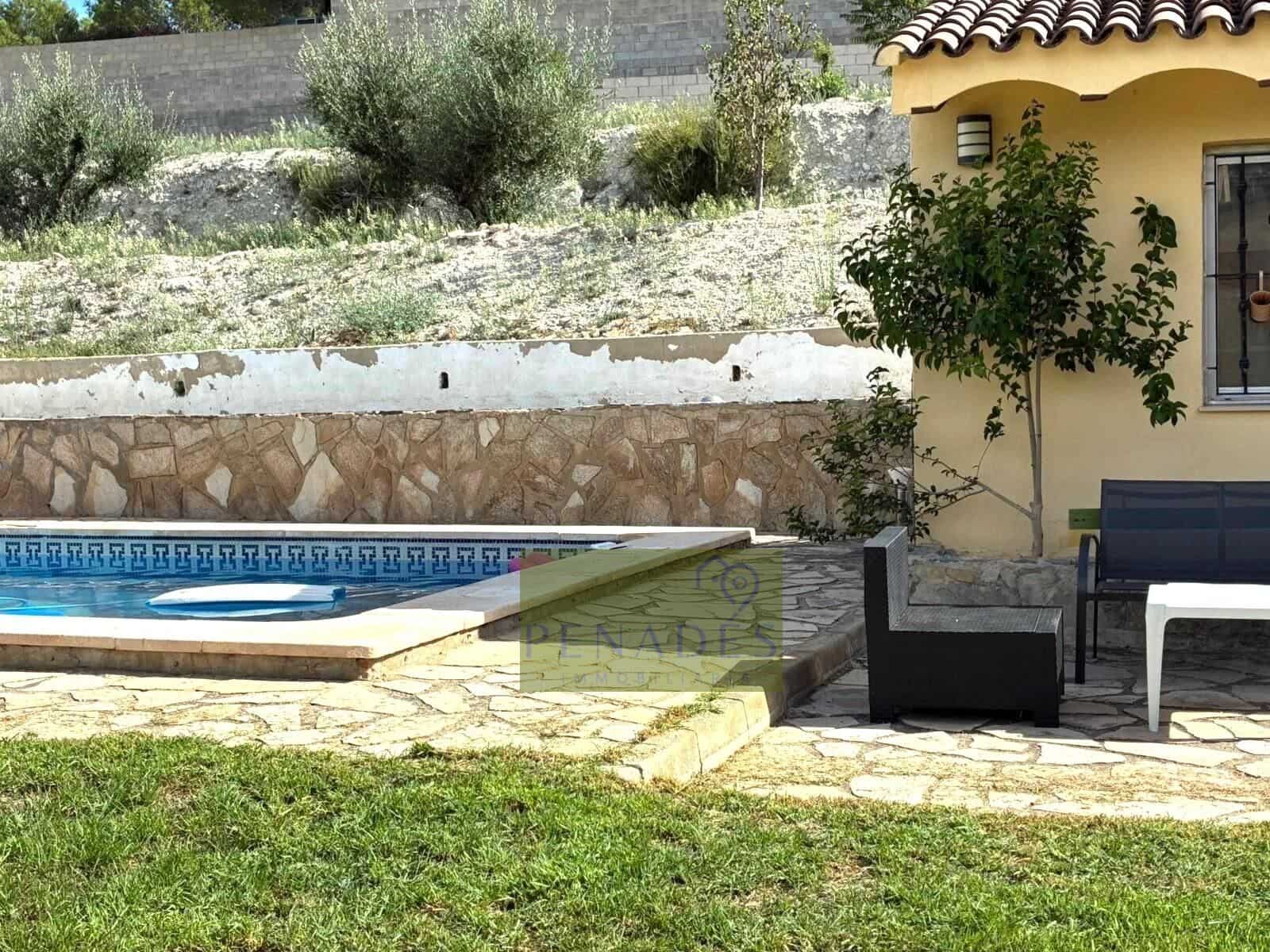 2 sypialnia Willa na sprzedaż w Ontinyent z basenem - 280 000 € (Ref: 10078288)