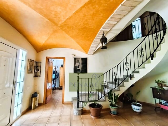 5 quarto Moradia para venda em Ontinyent - 350 000 € (Ref: 10094562)