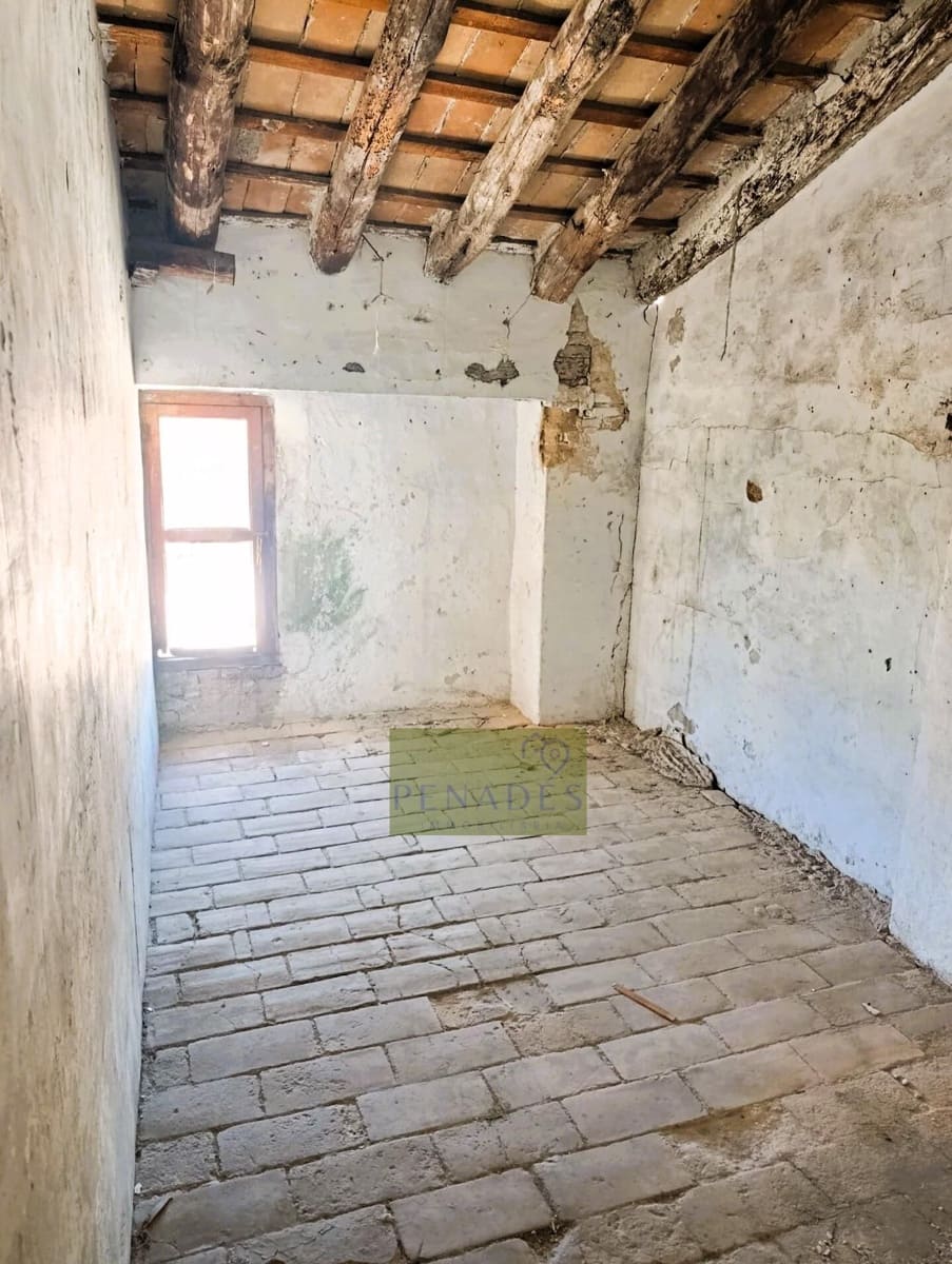 5 soverom Hus til salgs i Ontinyent - € 110 000 (Ref: 10094563)