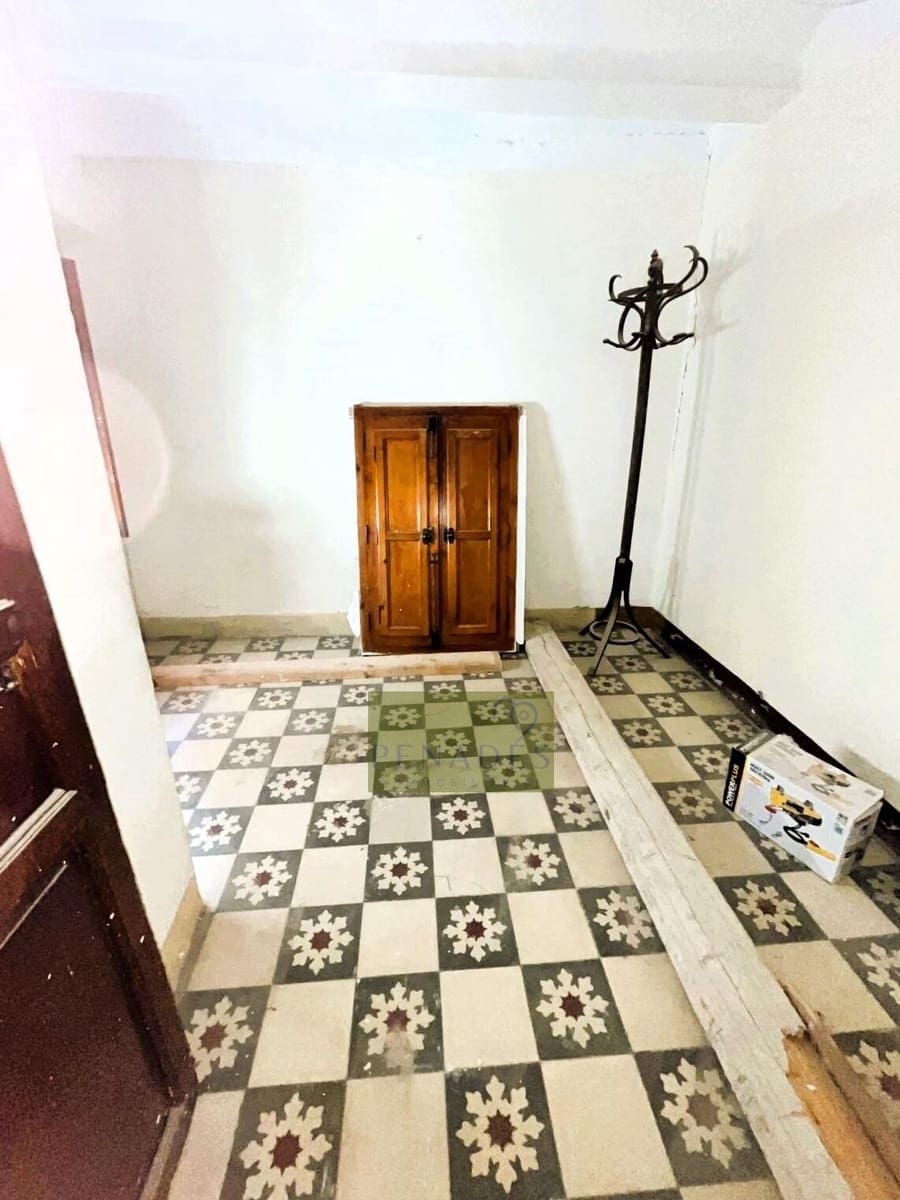 5 soverom Hus til salgs i Ontinyent - € 110 000 (Ref: 10094563)