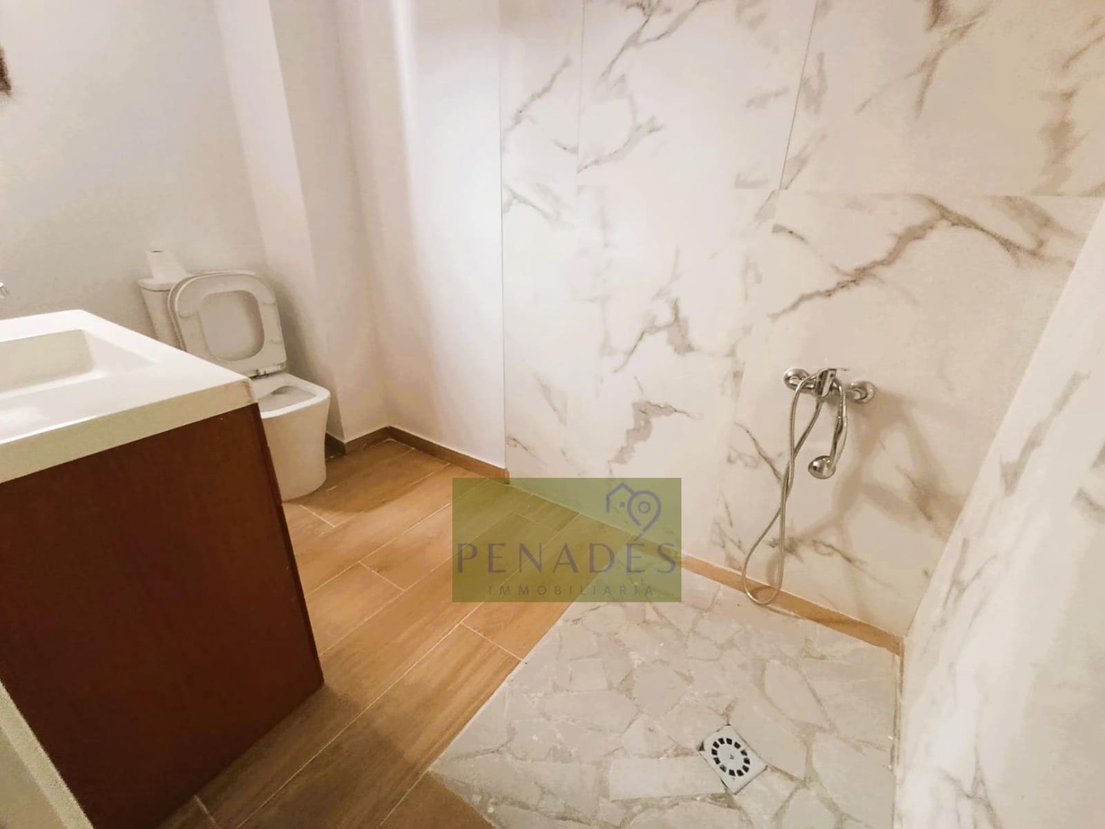5 soverom Hus til salgs i Ontinyent - € 110 000 (Ref: 10094563)
