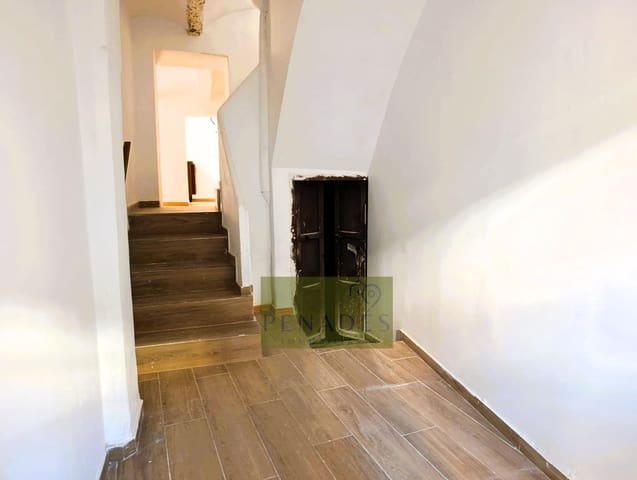 5 soverom Hus til salgs i Ontinyent - € 110 000 (Ref: 10094563)