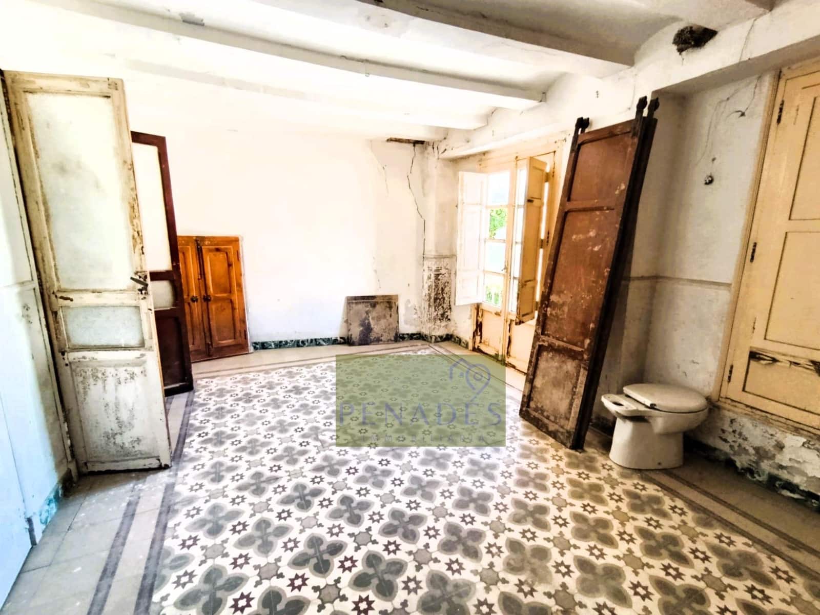 5 soverom Hus til salgs i Ontinyent - € 110 000 (Ref: 10094563)