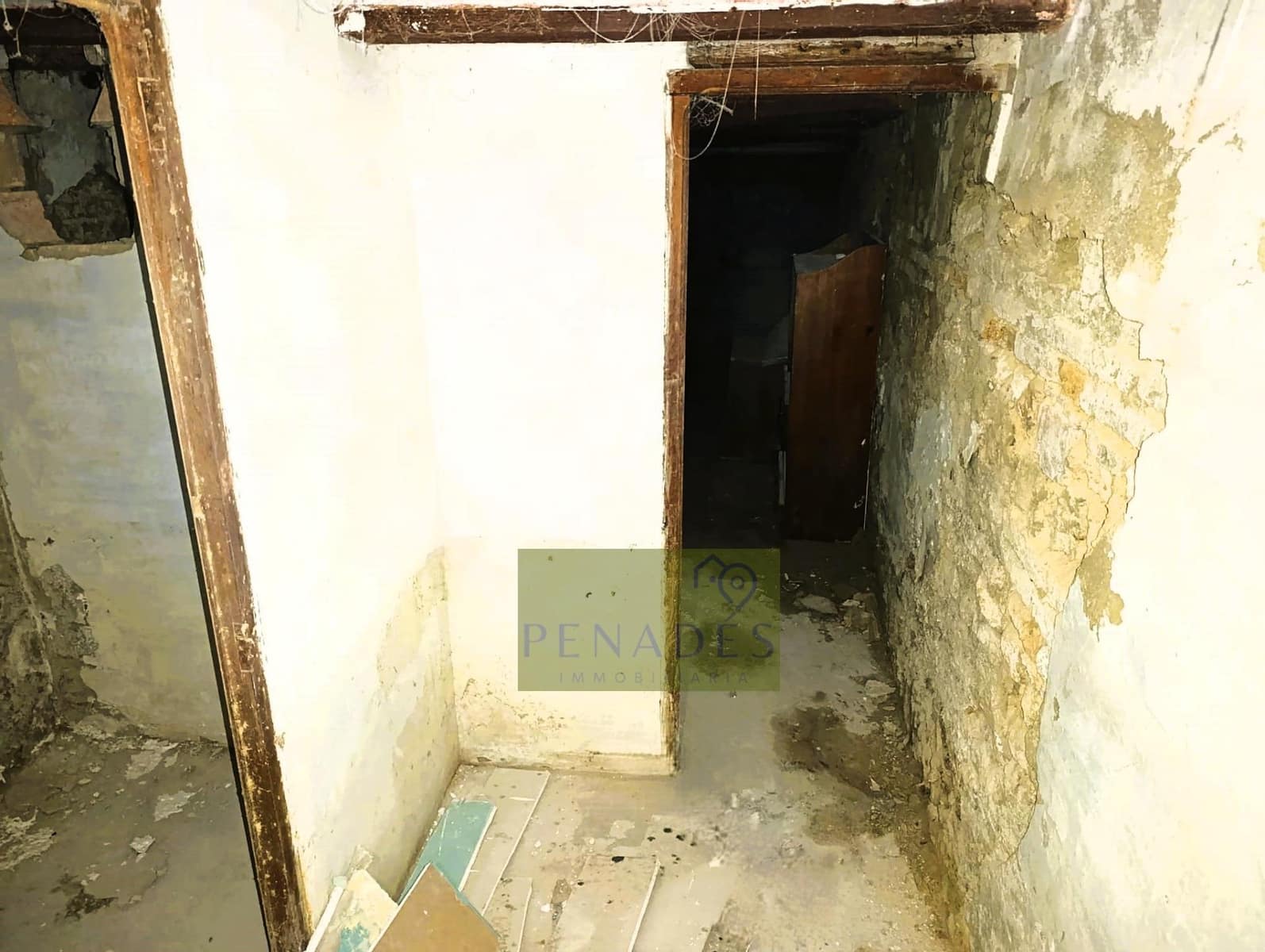 5 soverom Hus til salgs i Ontinyent - € 110 000 (Ref: 10094563)