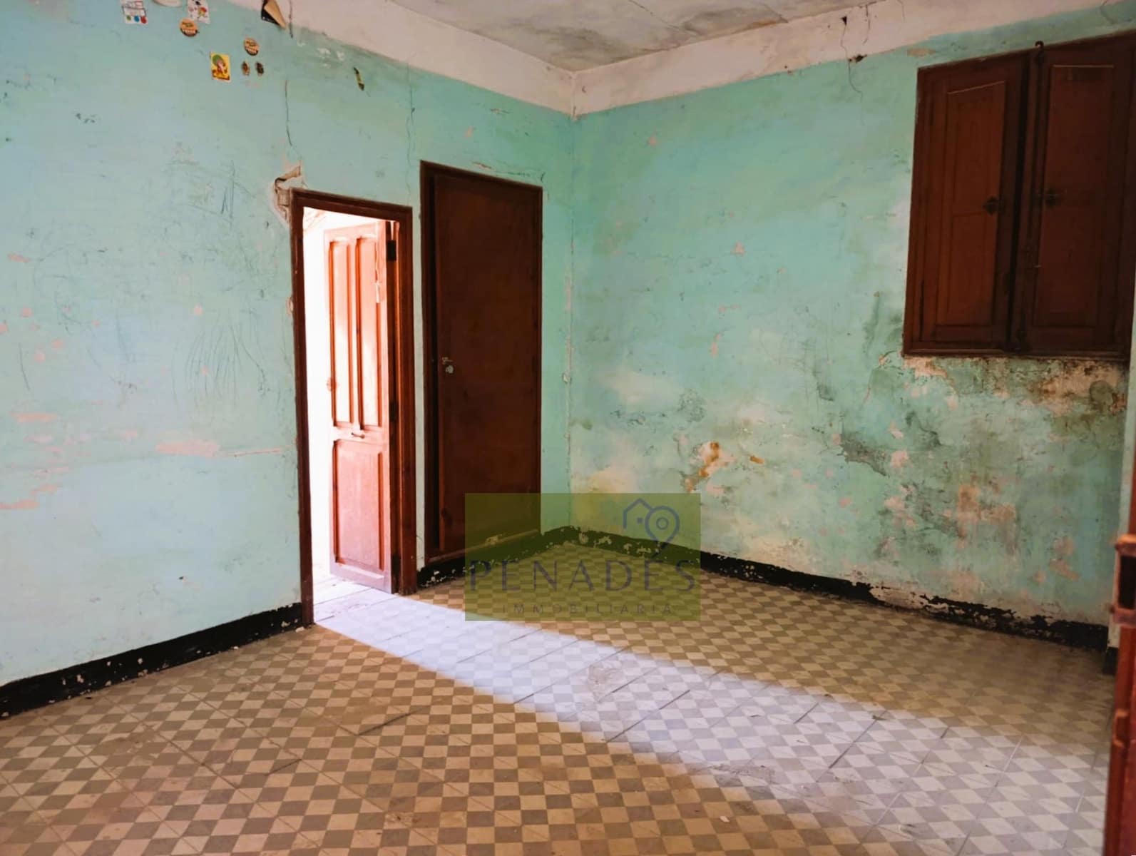 5 soverom Hus til salgs i Ontinyent - € 110 000 (Ref: 10094563)