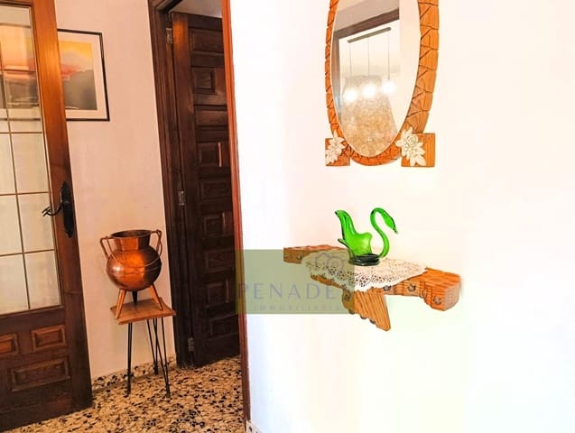 4 chambre Villa/Maison à vendre à Ontinyent avec piscine - 245 000 € (Ref: 10100416)