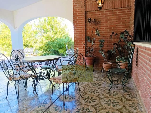 4 chambre Villa/Maison à vendre à Ontinyent avec piscine - 245 000 € (Ref: 10100416)