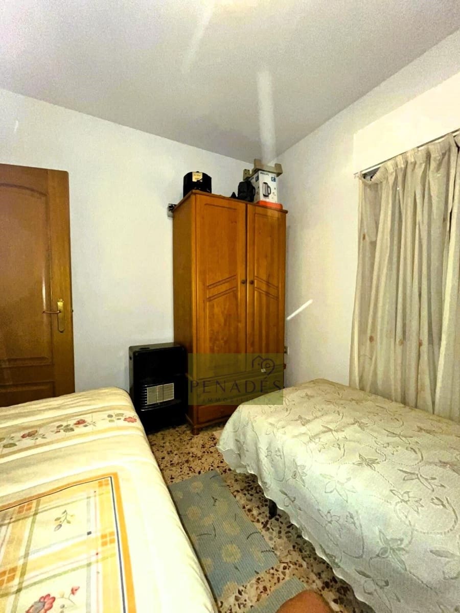 3 bedroom Villa for sale in Ontinyent with pool - € 210,000 (Ref: 10166864)