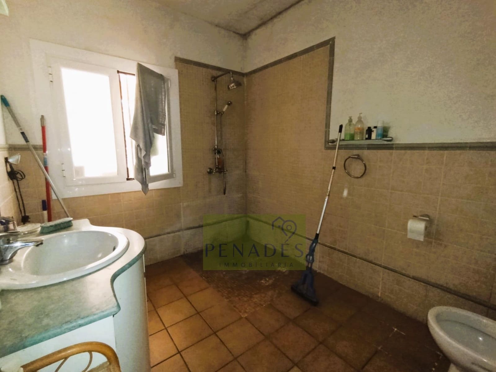 3 bedroom Villa for sale in Ontinyent with pool - € 210,000 (Ref: 10166864)