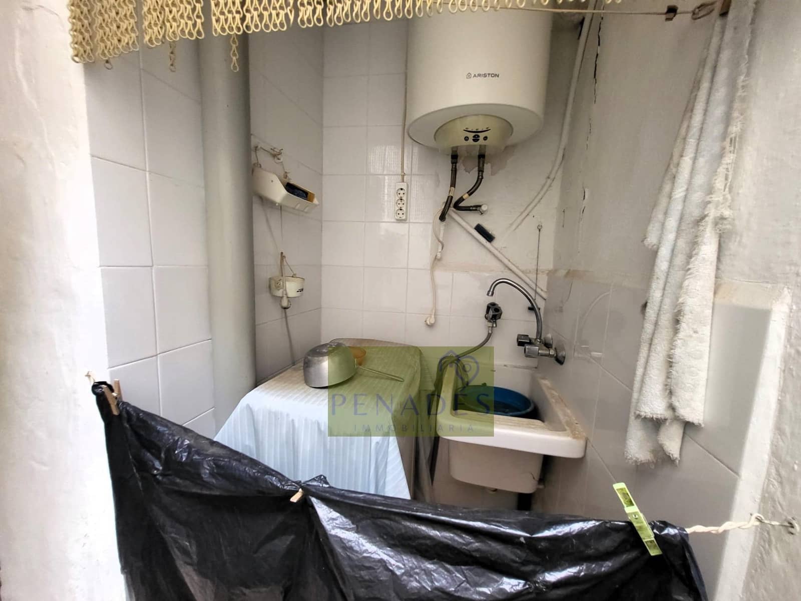 Casa de 4 habitaciones en La Font de la Figuera en venta - 50.000 € (Ref: 10180552)