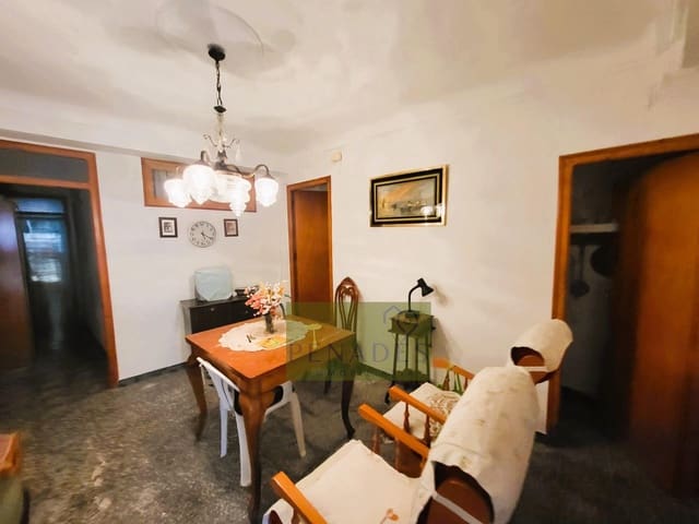 4 slaapkamer Huis te koop in La Font de la Figuera - € 50.000 (Ref: 10180552)