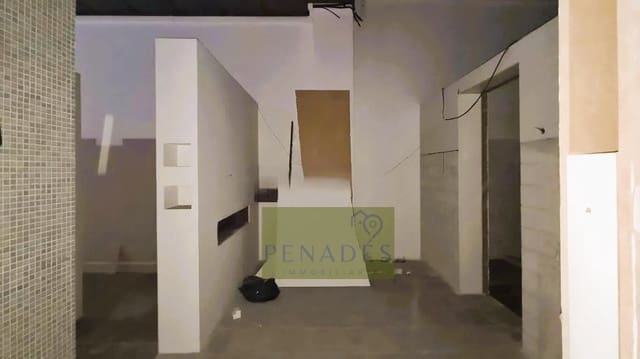 Commercieel te huur in Ontinyent - € 400 (Ref: 2109510)