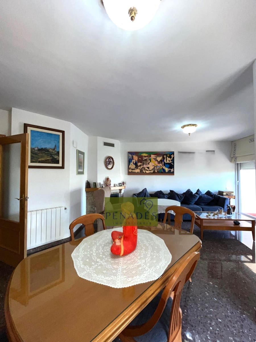 4 soveværelse Rækkehus til salg i Ontinyent med garage - € 300.000 (Ref: 2109581)