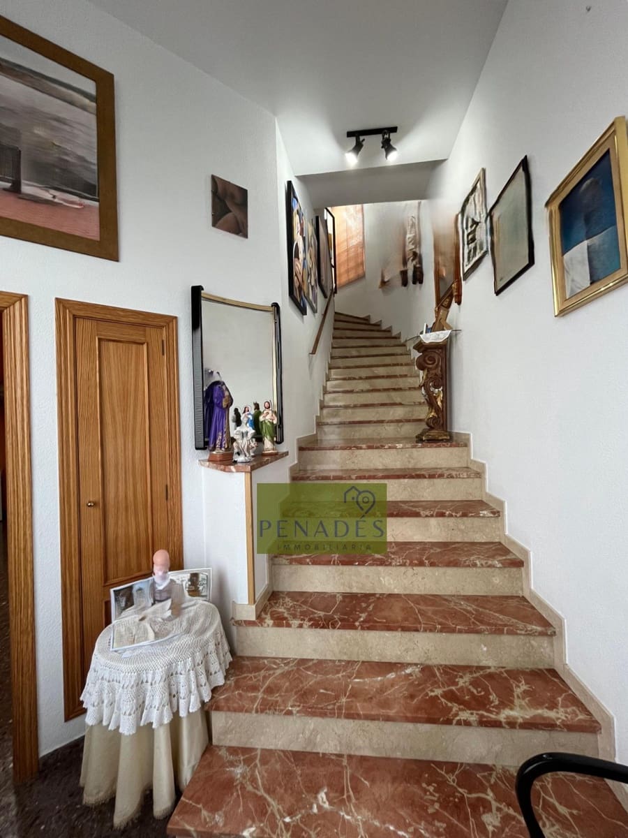 4 soveværelse Rækkehus til salg i Ontinyent med garage - € 300.000 (Ref: 2109581)