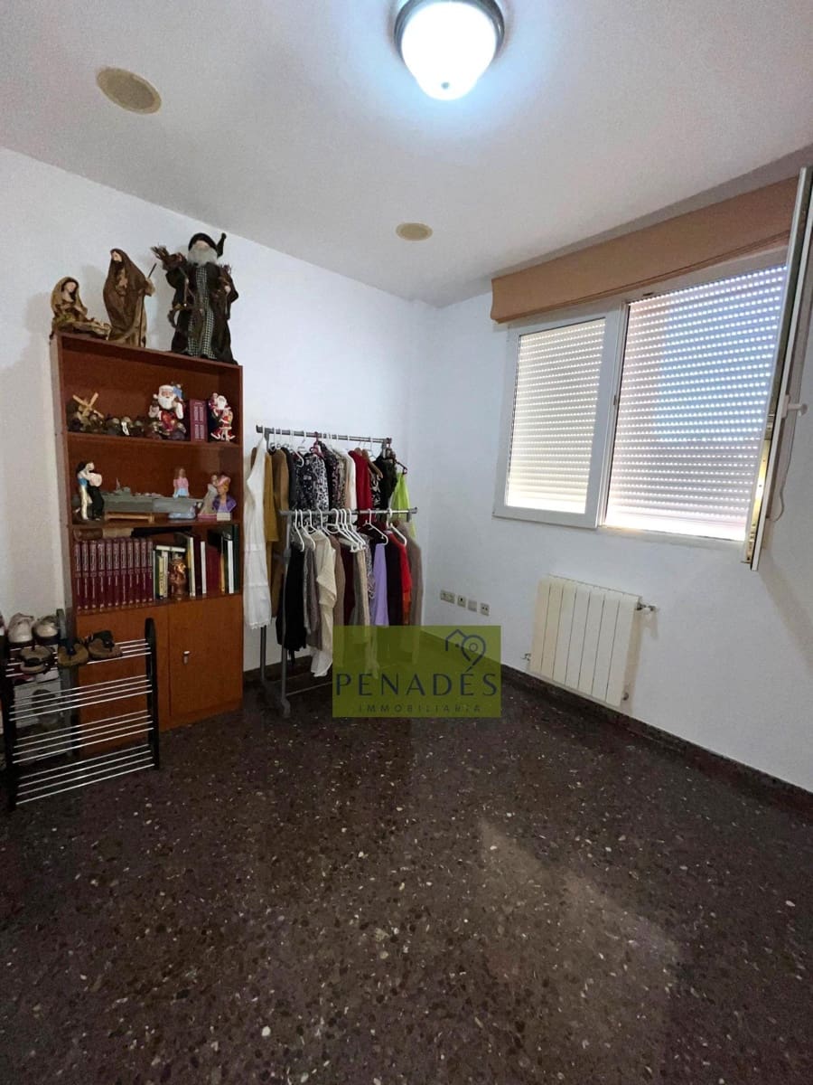 4 soveværelse Rækkehus til salg i Ontinyent med garage - € 300.000 (Ref: 2109581)