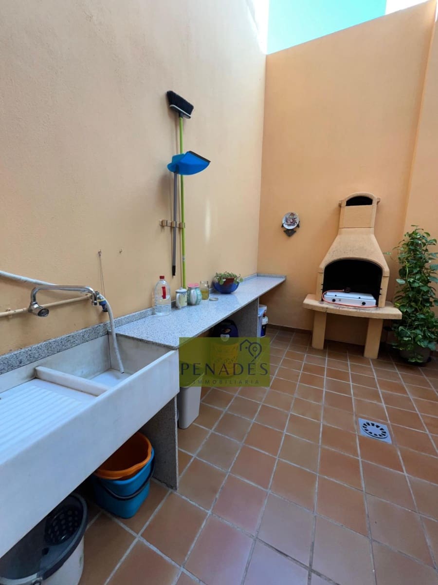 4 soveværelse Rækkehus til salg i Ontinyent med garage - € 300.000 (Ref: 2109581)