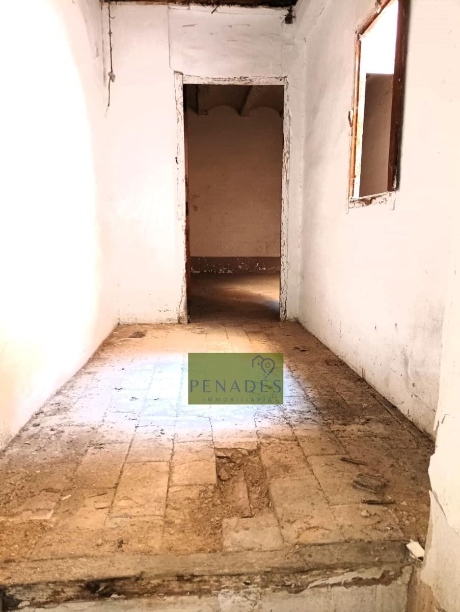 4 bedroom Townhouse for sale in Ontinyent - € 85,000 (Ref: 2109785)