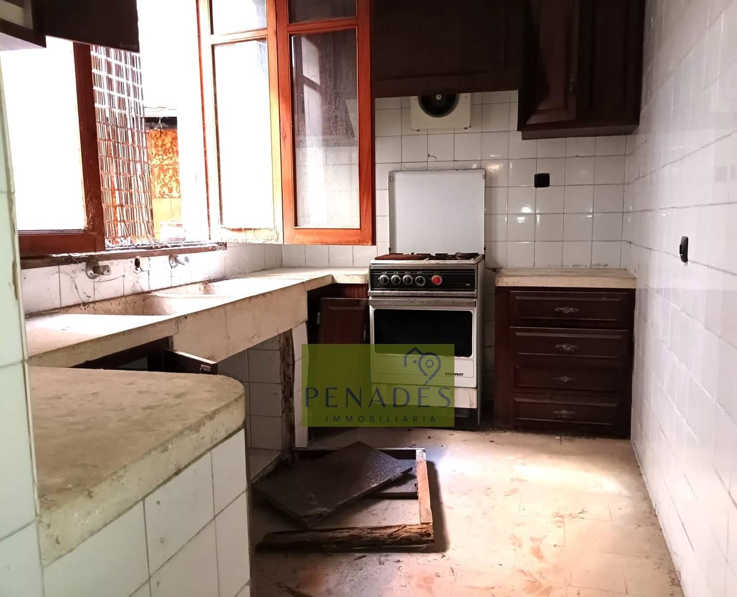4 bedroom Townhouse for sale in Ontinyent - € 85,000 (Ref: 2109785)