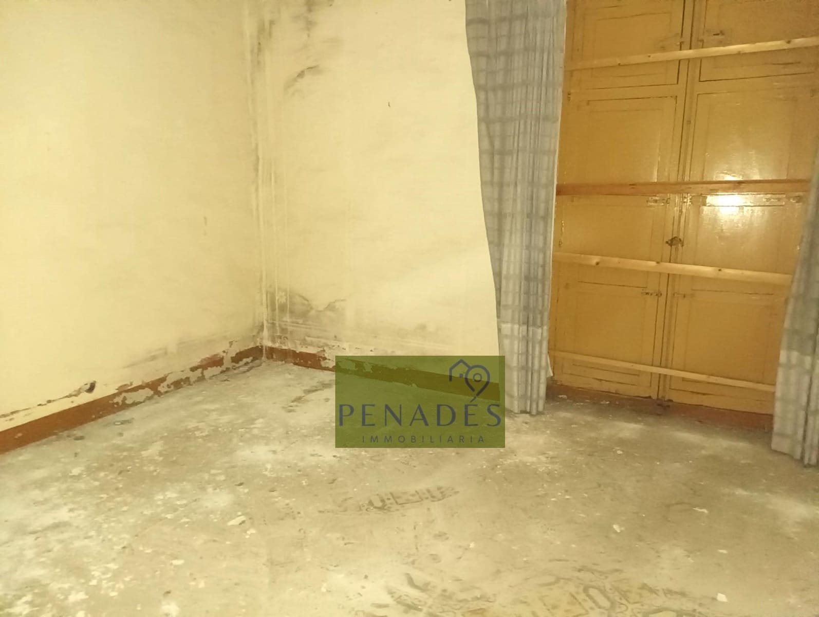 4 bedroom Townhouse for sale in Ontinyent - € 85,000 (Ref: 2109785)