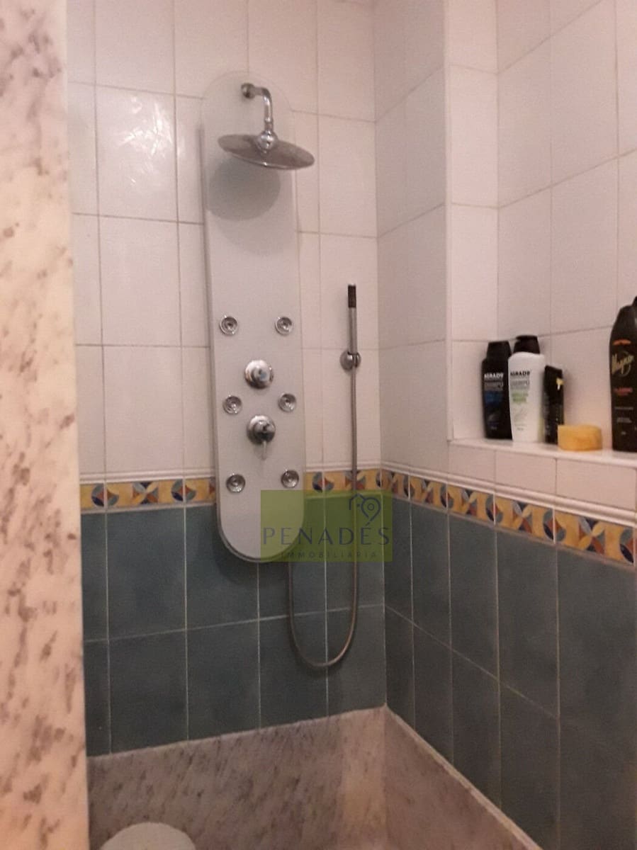 Chalet de 7 habitaciones en Ontinyent en venta con piscina - 600.000 € (Ref: 5609047)