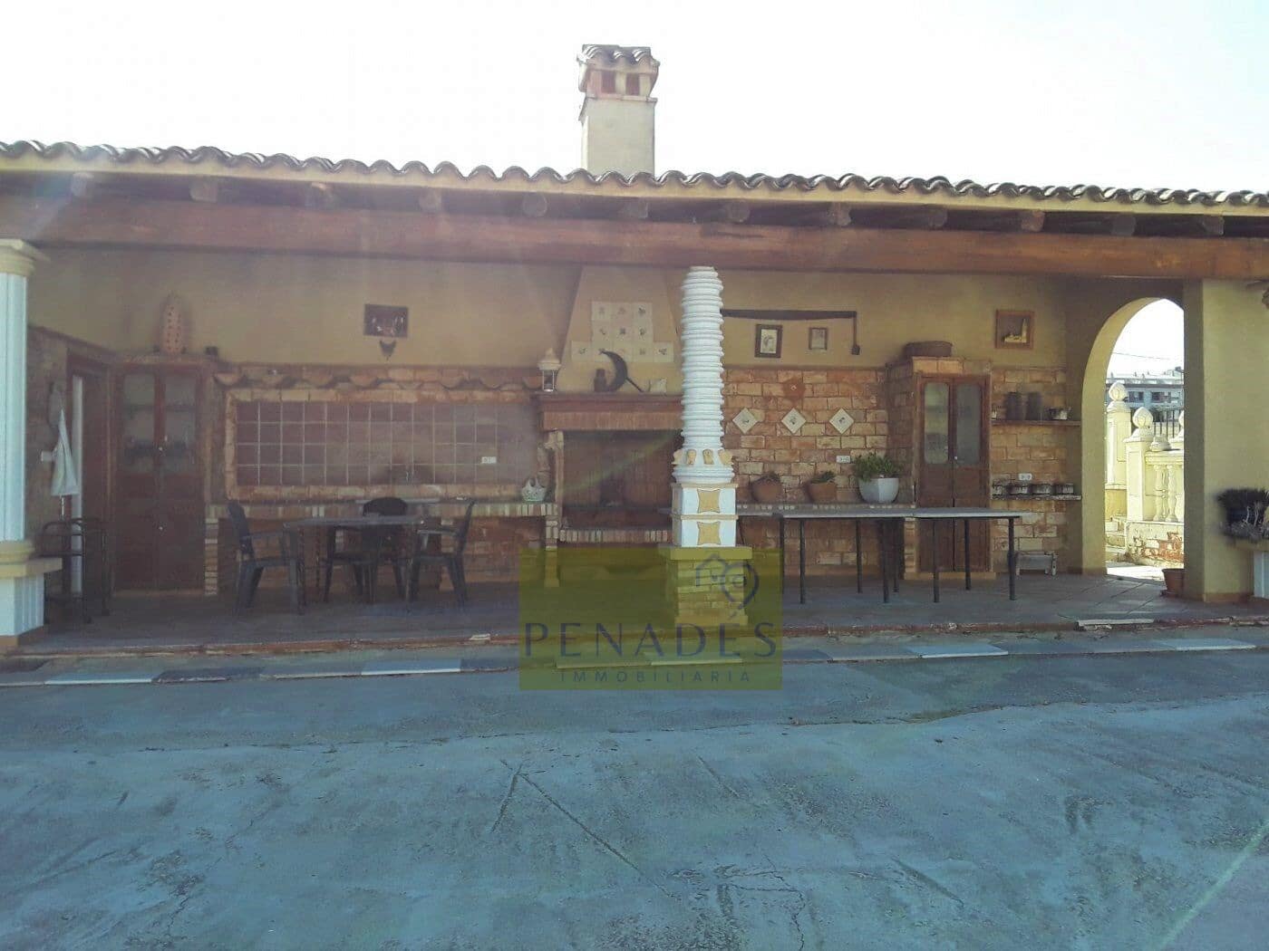 Chalet de 7 habitaciones en Ontinyent en venta con piscina - 600.000 € (Ref: 5609047)