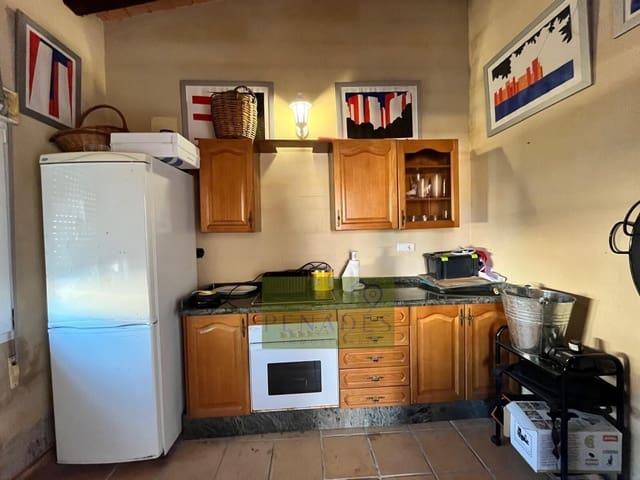 7 soverom Villa til salgs i Ontinyent med svømmebasseng - € 600 000 (Ref: 5609047)