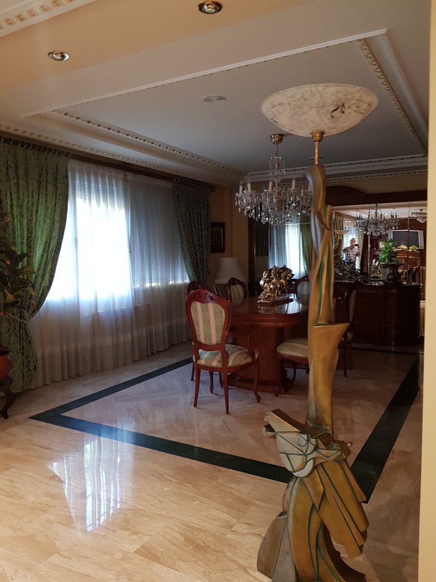 5 soveværelse Rækkehus til salg i Albaida med garage - € 550.000 (Ref: 6198513)