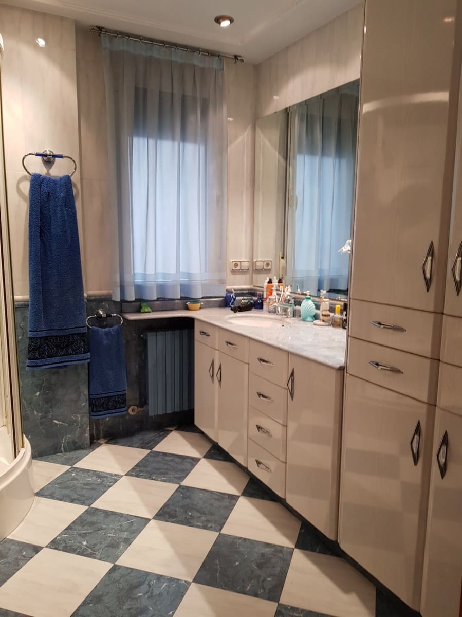 5 soveværelse Rækkehus til salg i Albaida med garage - € 550.000 (Ref: 6198513)