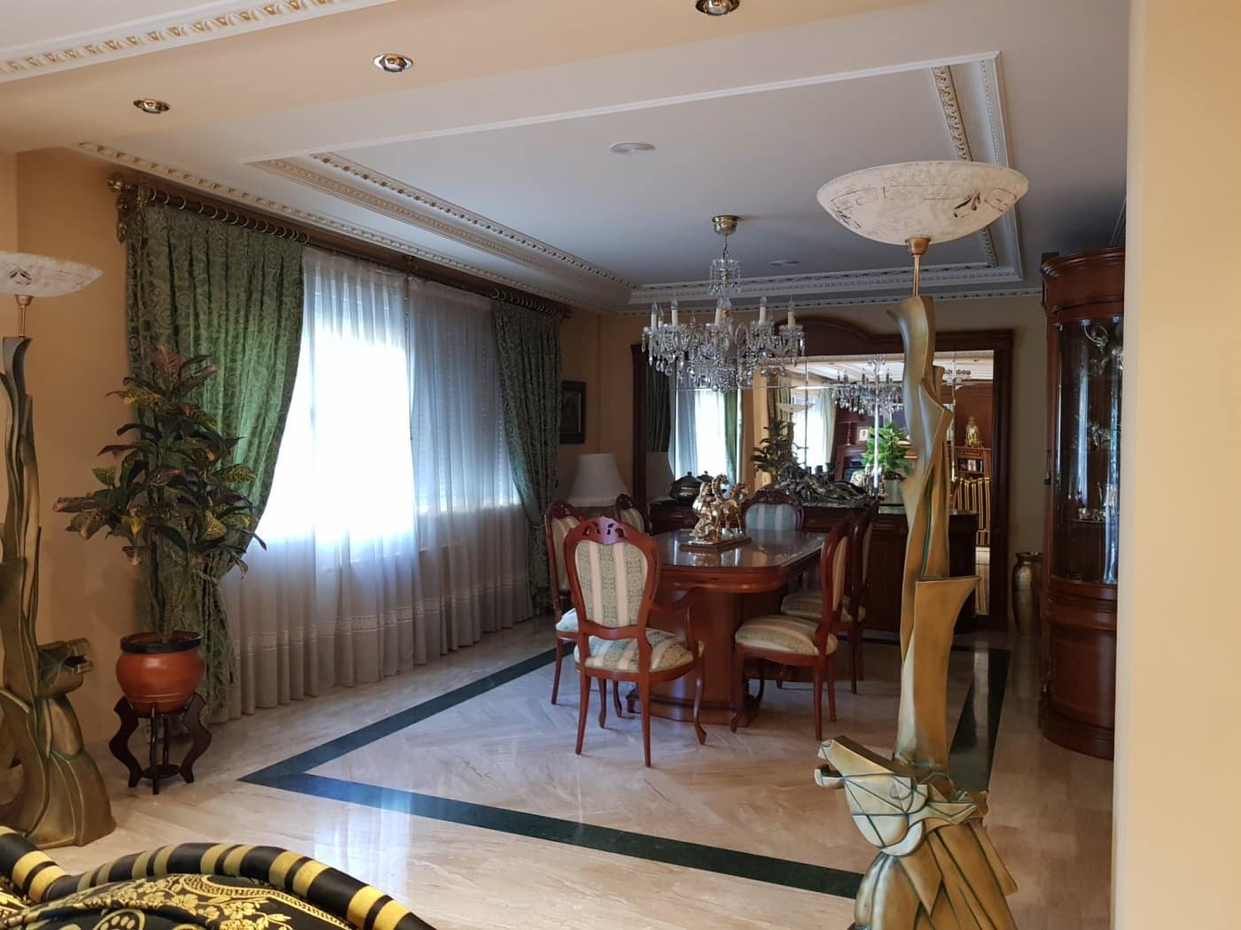 5 soveværelse Rækkehus til salg i Albaida med garage - € 550.000 (Ref: 6198513)